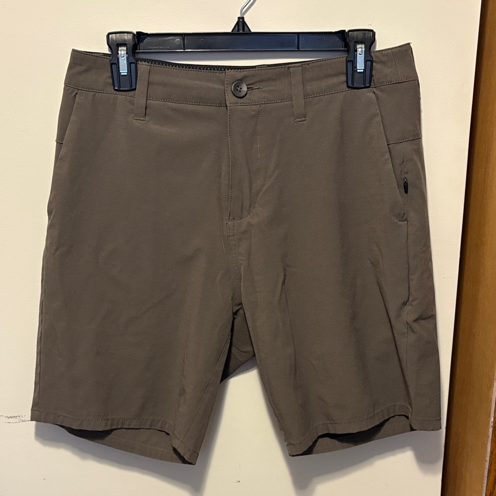 Vuori Aim Short